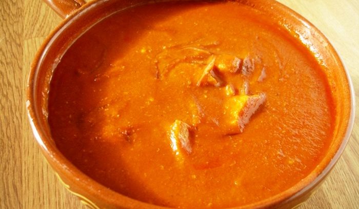 Muamba Nsusu (zuppa di pollo alle arachidi)