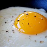 Pasta con l&#8217;uovo fritto