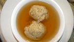 Polpette di pane in brodo