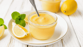 Lemon curd dessert inglese