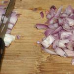 Rana pescatrice con uva