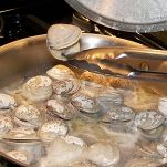 Risotto con vongole e fave