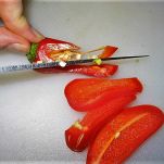 Salmone gratinato con la salsa di yogurt