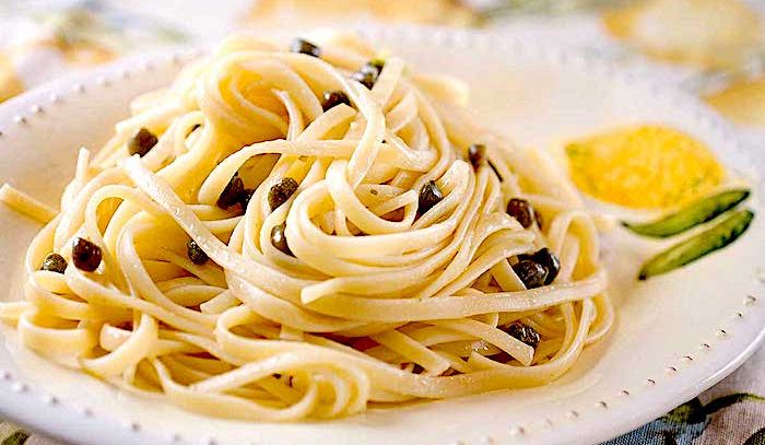 Spaghetti con capperi e limone