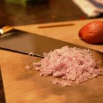 Spaghetti con olive e bresaola