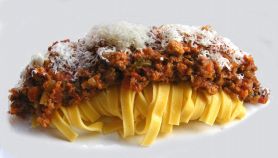 Tagliatelle con bocconcini di manzo