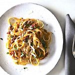 Tagliolini al ragù di fegatini