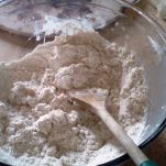 Torta con cipolle e olive