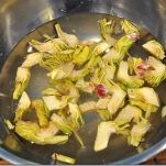 Zuppa di carciofi e funghi