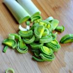 Zuppa di carciofi e funghi