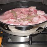 Zuppa di pesce misto e zafferano