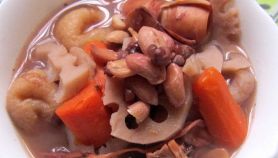 Zuppa di seppie e legumi