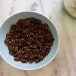 Biscotti ai cornflakes e uvetta