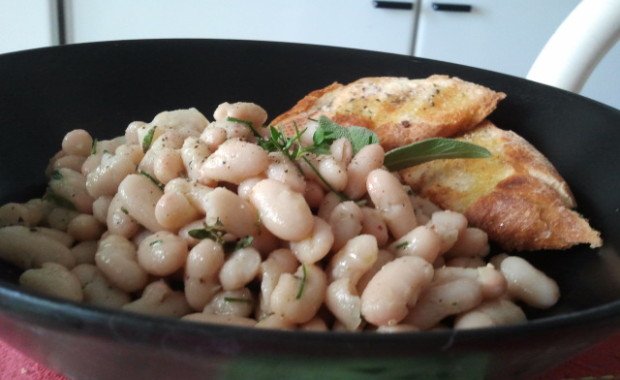 Fagioli cannellini alle erbe aromatiche