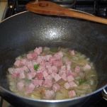 piselli e prosciutto