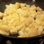 Focaccia salata alle mele