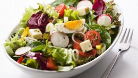 Insalata mista al basilico