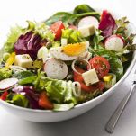 Insalata mista al basilico