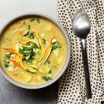 Minestra di stracchino e fiori di zucca