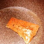 Pappardelle con crema di piselli e salmone