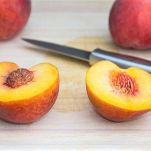 Pesche all’amaretto