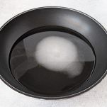Padella acqua e zucchero