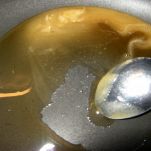 Pesche glassate al vino bianco