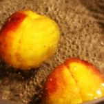 Pesche glassate alla menta