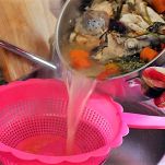 Quadrucci in brodo di pesce