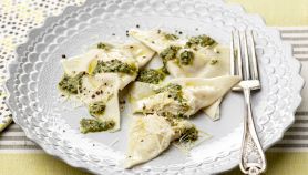 Ravioli con farina integrale alle verdure