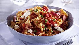 Reginette al pesto rosso