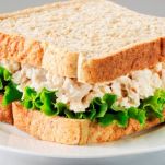 Sandwich con insalata di tonno