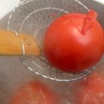 Sformato di melanzane e mozzarella al pomodoro