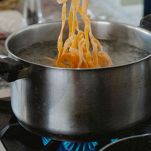 Fare cuocere le tagliatelle