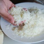 Grattugiare pecorino