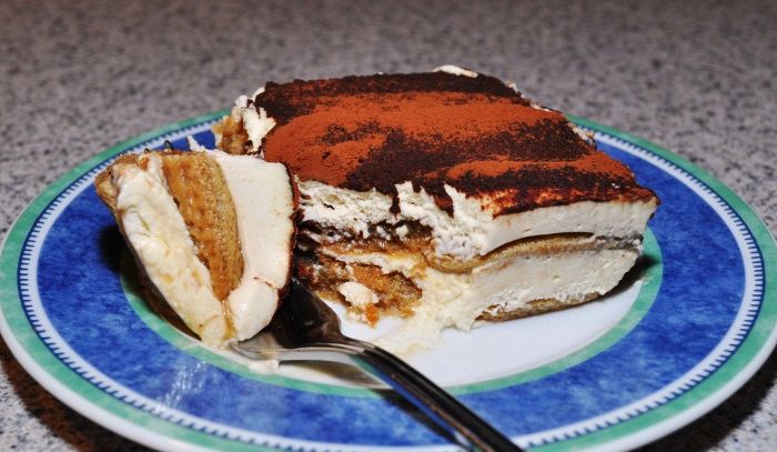 Torta di biscotti secchi e caffè