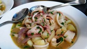 Pesce misto in umido alla viestana