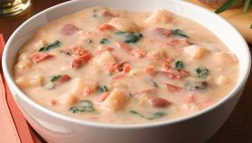 Zuppa di salmone alla svedese