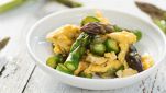 Ricetta uova strapazzate con asparagi verdi