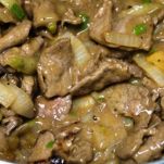 Carne alla birra e cipolle