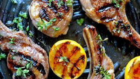 Costolette di agnello in padella al limone