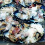 Cozze ripiene in tegame