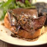 Fegato di maiale nella rete (Ficatu Frittu)