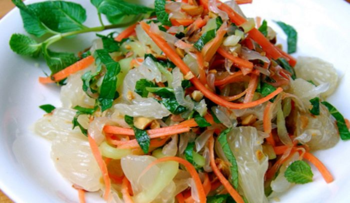 Insalata con pomelo