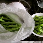 Insalata mediterranea al basilico