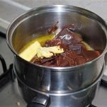 Nidi di cioccolato con ovetti