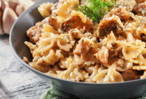 Farfalle con salmone affumicato e aneto