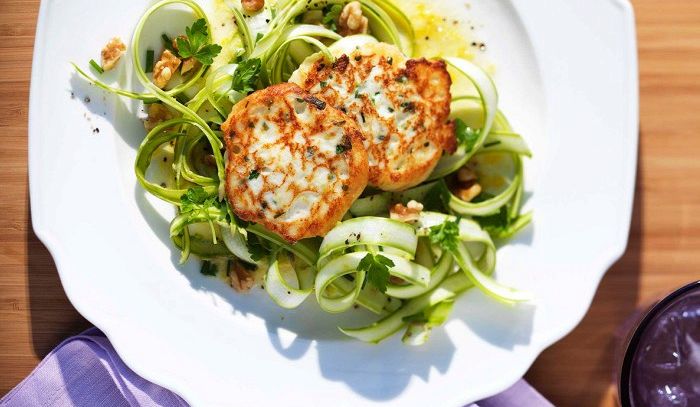 Ricotta al forno con insalata