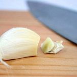 Rigatoni con salsiccia, semi di finocchio e sugo