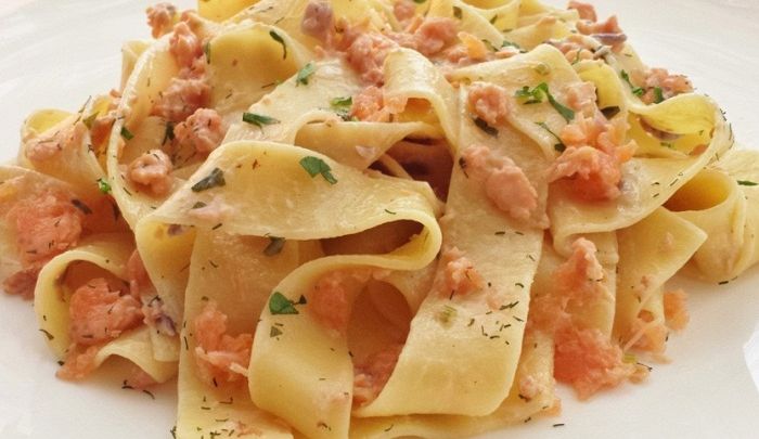Un condimento classico per tagliatelle veloci e squisite
